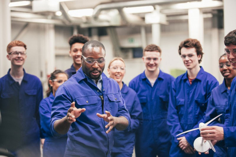 Apprenticeships Manufacturing Skills Gap, Industry Today