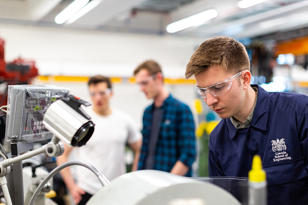Why Manufacturing is Vital to Engineering Education - Industry Today %