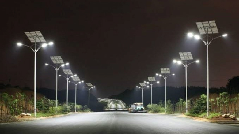 solar powered road lights