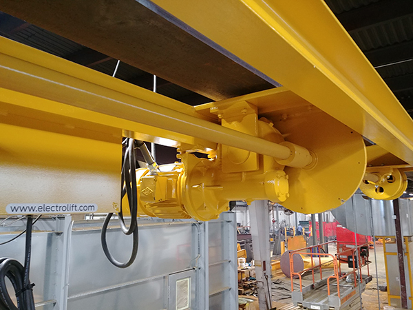 Electrolift designed a 2-ton capacity twin-hook hoist with a rigid (lug) mount to the beam.