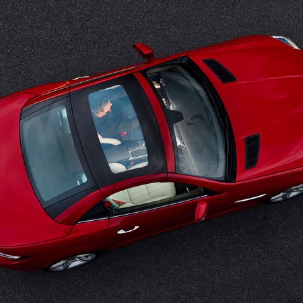 SPD glass is revolutionizing sunroof design and functionality.