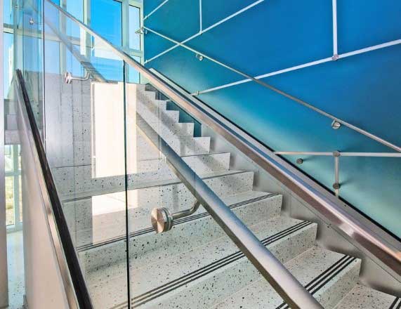 sightline commercial glass guardrail