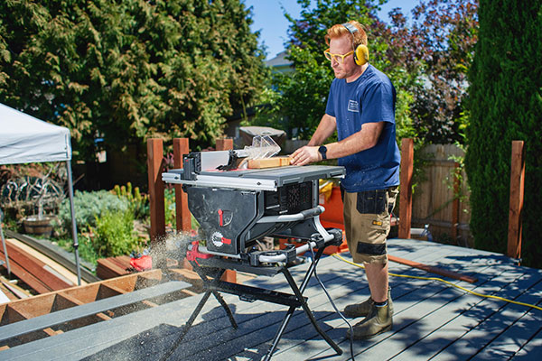 sawstop table saw safety